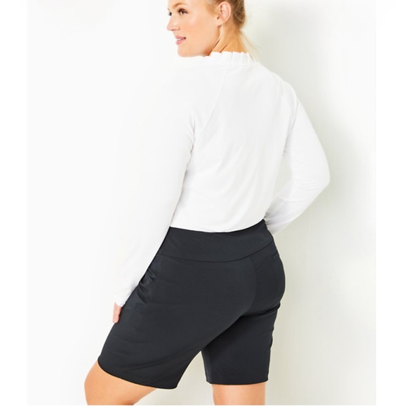 Lilly Pulitzer UPF 50+ Luxletic 9" Reid Short Onyx - Picture 4 of 10